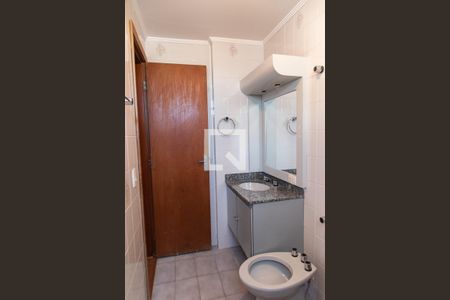 Banheiro da suíte de apartamento à venda com 3 quartos, 100m² em Vila Moinho Velho, São Paulo