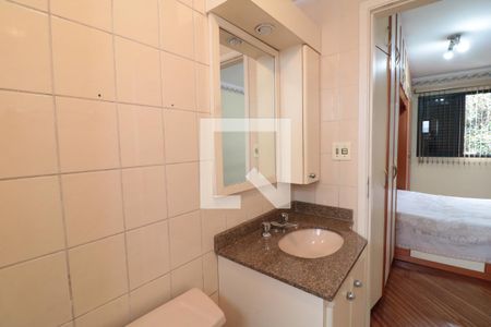 Apartamento à venda com 67m², 3 quartos e 1 vagaBanheiro da Suíte