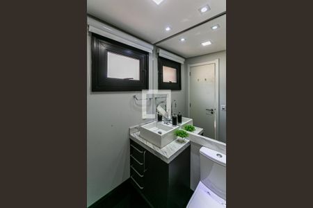 Apartamento para alugar com 129m², 3 quartos e 3 vagasBanheiro do Quarto 2