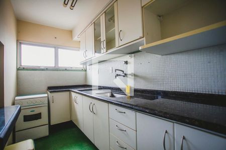 Apartamento para alugar com 79m², 1 quarto e 1 vaga Apartamento para alugar com 79m², 1 quarto e 1 vagaCozinha - Armários