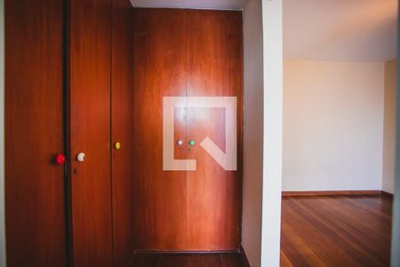 Apartamento para alugar com 79m², 1 quarto e 1 vaga Apartamento para alugar com 79m², 1 quarto e 1 vagaCloset