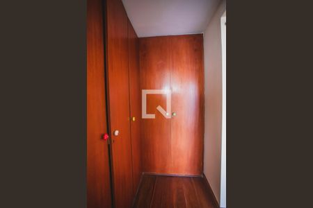 Apartamento para alugar com 79m², 1 quarto e 1 vaga Apartamento para alugar com 79m², 1 quarto e 1 vagaCloset