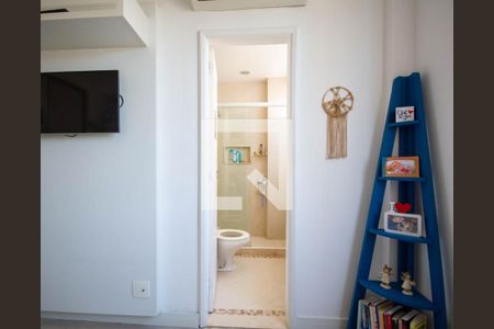 Apartamento à venda com 110m², 3 quartos e 1 vaga Apartamento à venda com 110m², 3 quartos e 1 vagaBanheiro da Suíte