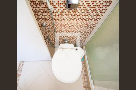 Apartamento à venda com 110m², 3 quartos e 1 vaga Apartamento à venda com 110m², 3 quartos e 1 vagaBanheiro da Suíte