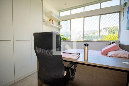 Quarto 1 de apartamento à venda com 3 quartos, 110m² em Grajaú, Rio de Janeiro