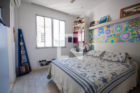 Apartamento à venda com 110m², 3 quartos e 1 vaga Apartamento à venda com 110m², 3 quartos e 1 vagaQuarto Suíte