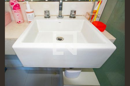 Apartamento à venda com 110m², 3 quartos e 1 vaga Apartamento à venda com 110m², 3 quartos e 1 vagaBanheiro Social