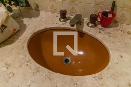 Casa à venda com 480m², 4 quartos e NaN vagasBanheiro da Suite 2 - Torneira