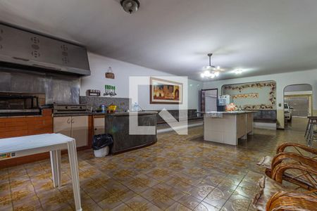 Casa à venda com 480m², 4 quartos e NaN vagasSalão de Festas