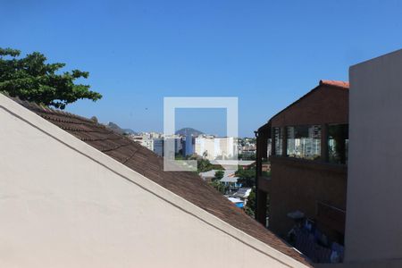 Vista da Sala de casa para alugar com 2 quartos, 75m² em Tanque, Rio de Janeiro