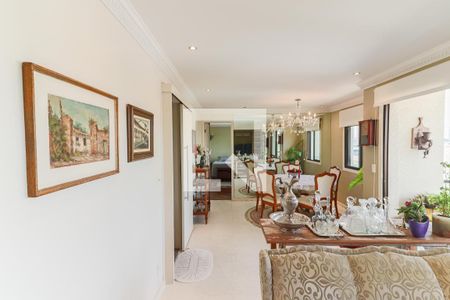 Sala de apartamento à venda com 3 quartos, 150m² em Caxingui, São Paulo