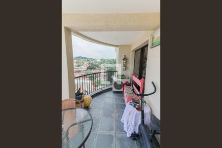 Apartamento à venda com 150m², 3 quartos e 4 vagasSala - Varanda