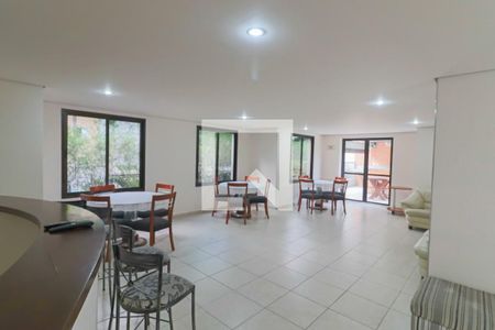 Apartamento à venda com 150m², 3 quartos e 4 vagasÁrea comum - Salão de festas