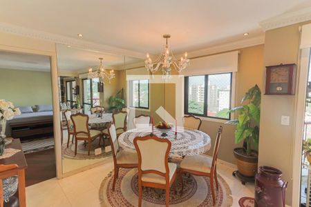 Sala de apartamento à venda com 3 quartos, 150m² em Caxingui, São Paulo