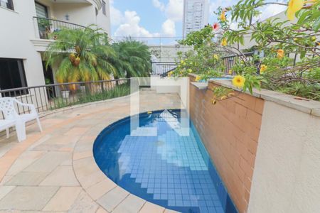 Apartamento à venda com 150m², 3 quartos e 4 vagasÁrea comum - Piscina