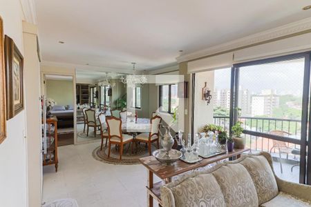 Sala de apartamento à venda com 3 quartos, 150m² em Caxingui, São Paulo