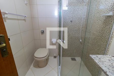 Casa para alugar com 144m², 3 quartos e sem vaga Casa para alugar com 144m², 3 quartos e sem vagaBanheiro da Suíte 2