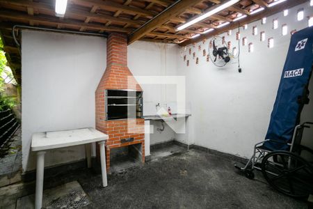 Apartamento para alugar com 55m², 2 quartos e 1 vaga Apartamento para alugar com 55m², 2 quartos e 1 vagaÁrea comum - Churrasqueira