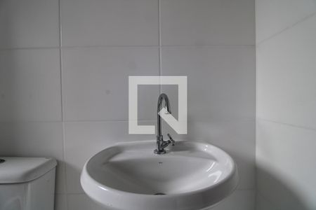 Pia banheiro da suíte de apartamento para alugar com 1 quarto, 29m² em Jardim Caravelas, São Paulo