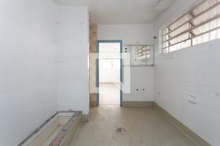 Casa à venda com 600m², 4 quartos e 3 vagasBanheiro da Suíte