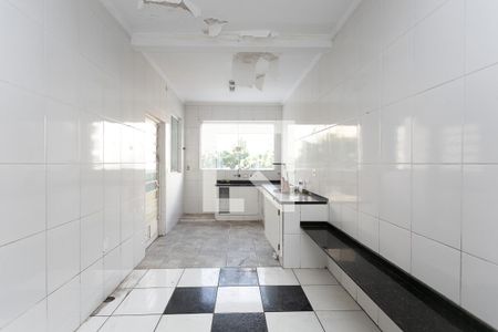 Casa à venda com 600m², 4 quartos e 3 vagasCozinha