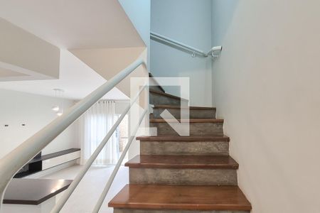 Corredor de casa de condomínio para alugar com 3 quartos, 140m² em Planalto, São Bernardo do Campo