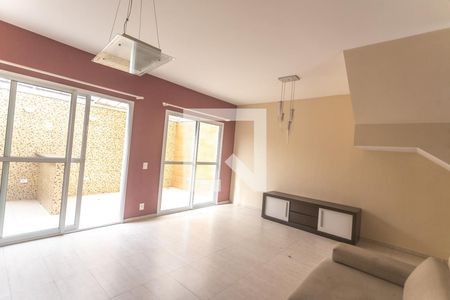 Casa de condomínio para alugar com 140m², 3 quartos e 2 vagas Casa de condomínio para alugar com 140m², 3 quartos e 2 vagasSala de estar