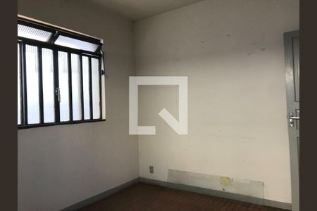 Casa à venda com 4 quartos, 256m² em Concórdia, Belo Horizonte