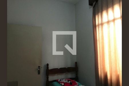 Casa à venda com 4 quartos, 256m² em Concórdia, Belo Horizonte