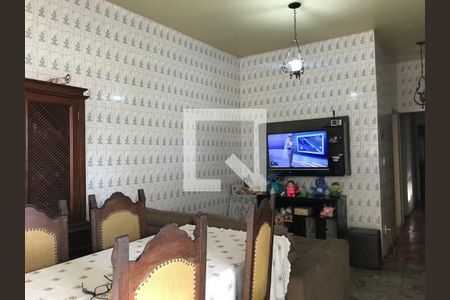 Casa à venda com 4 quartos, 256m² em Concórdia, Belo Horizonte