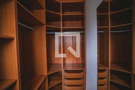 Apartamento à venda com 69m², 2 quartos e 1 vagaCloset