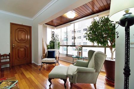 Sala de apartamento à venda com 3 quartos, 161m² em Vila Suzana, São Paulo