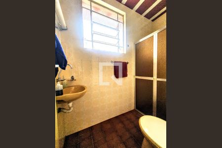 Casa à venda com 187m², 4 quartos e 6 vagas