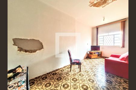 Casa à venda com 4 quartos, 187m² em Floresta, Belo Horizonte