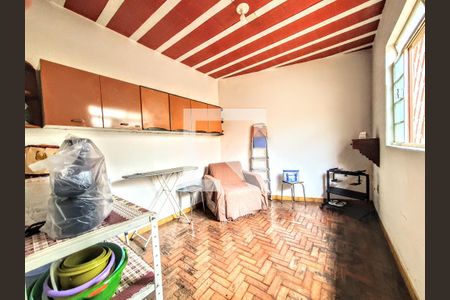 Casa à venda com 187m², 4 quartos e 6 vagas