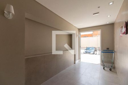 Apartamento para alugar com 44m², 2 quartos e 1 vaga Apartamento para alugar com 44m², 2 quartos e 1 vagaHall de Entrada