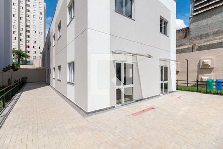 Apartamento para alugar com 44m², 2 quartos e 1 vaga Apartamento para alugar com 44m², 2 quartos e 1 vagaSalão de Festas