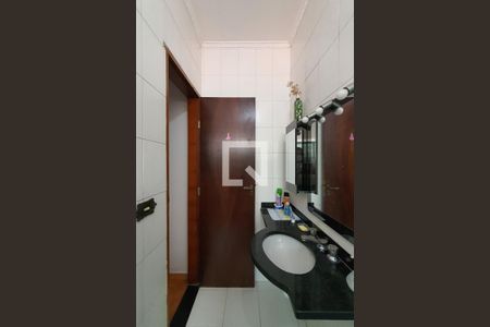 Casa à venda com 178m², 3 quartos e 3 vagasBanheiro