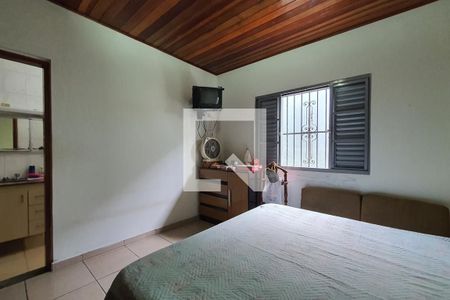 Suíte de casa à venda com 3 quartos, 178m² em Vila Santo Estéfano, São Paulo