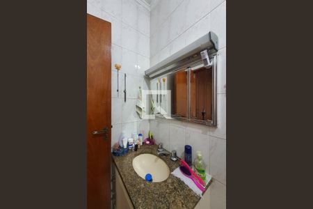 Casa à venda com 178m², 3 quartos e 3 vagasBanheiro da suíte