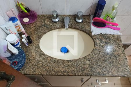 Casa à venda com 178m², 3 quartos e 3 vagasBanheiro da suíte