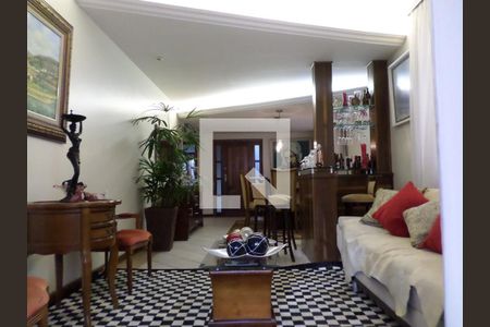 Apartamento à venda com 3 quartos, 185m² em Padre Eustáquio, Belo Horizonte