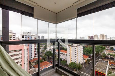 Varanda de kitnet/studio para alugar com 1 quarto, 51m² em Indianópolis, São Paulo
