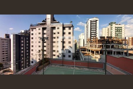 Apartamento à venda com 4 quartos, 196m² em Buritis, Belo Horizonte
