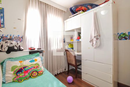 Apartamento à venda com 3 quartos, 70m² em Cinquentenário, Belo Horizonte