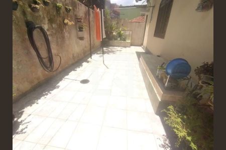 Casa à venda com 5 quartos, 228m² em Santa Mônica, Belo Horizonte