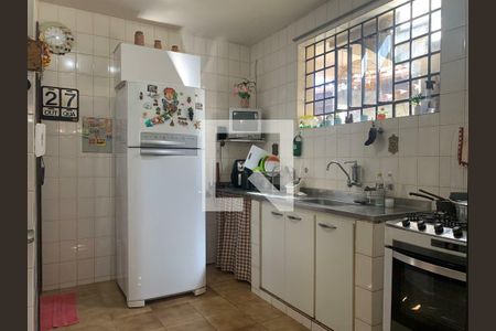 Casa à venda com 5 quartos, 228m² em Santa Mônica, Belo Horizonte