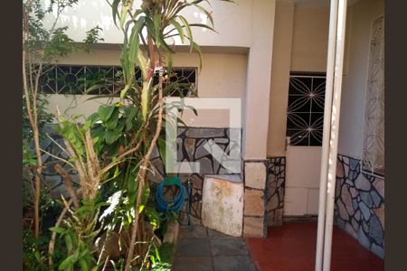 Casa à venda com 400m², 3 quartos e 2 vagas