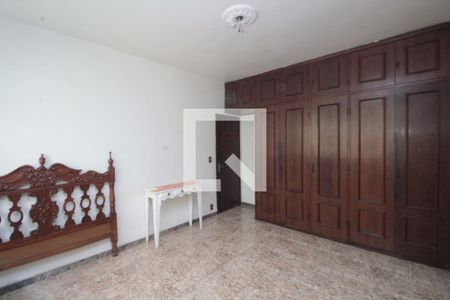 Casa para alugar com 3 quartos, 240m² em Palmares, Belo Horizonte