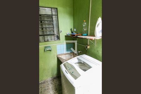 Casa à venda com 230m², 5 quartos e 3 vagasÁrea de Serviço 2  